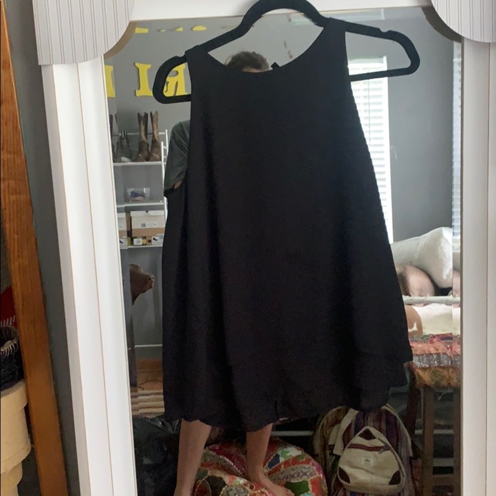 black tank